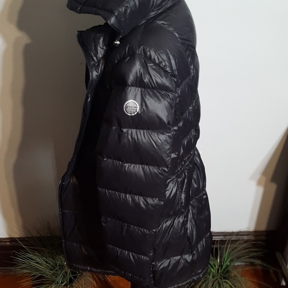 Calvin Klein Light Weight Coat - Picture 4 of 6